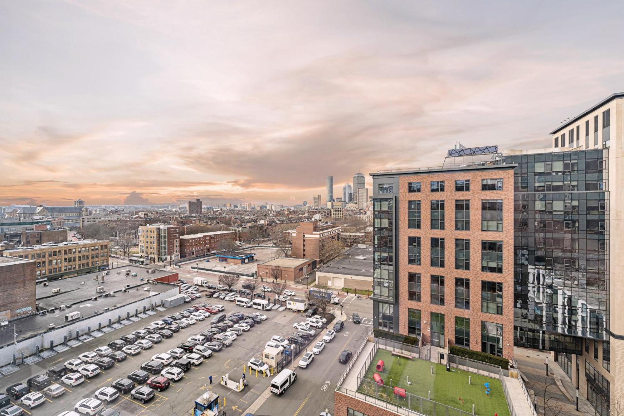 Vip Quarters By Orchard Group