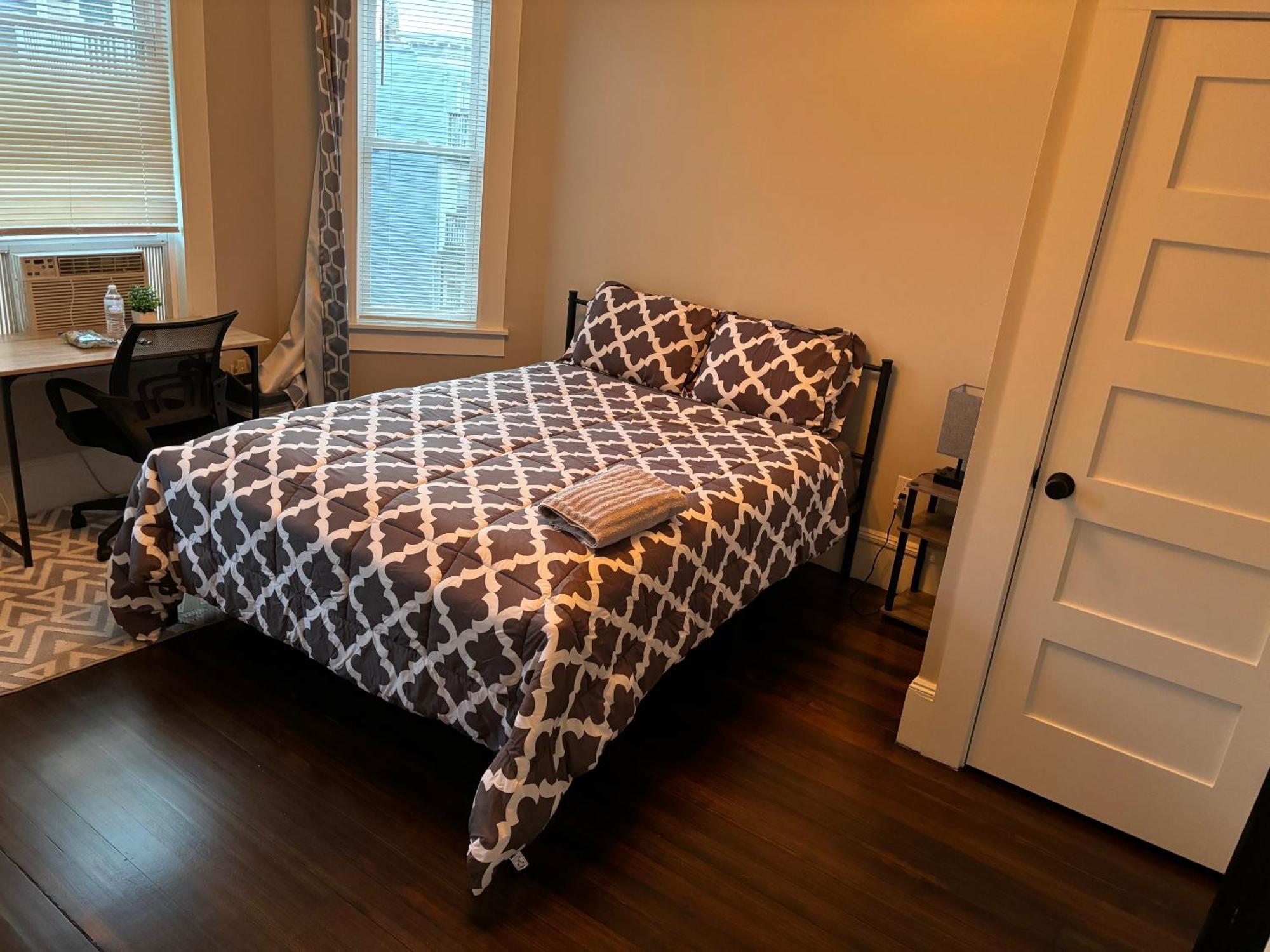 In - 3 Locations In Dorchester Homestay Boston
