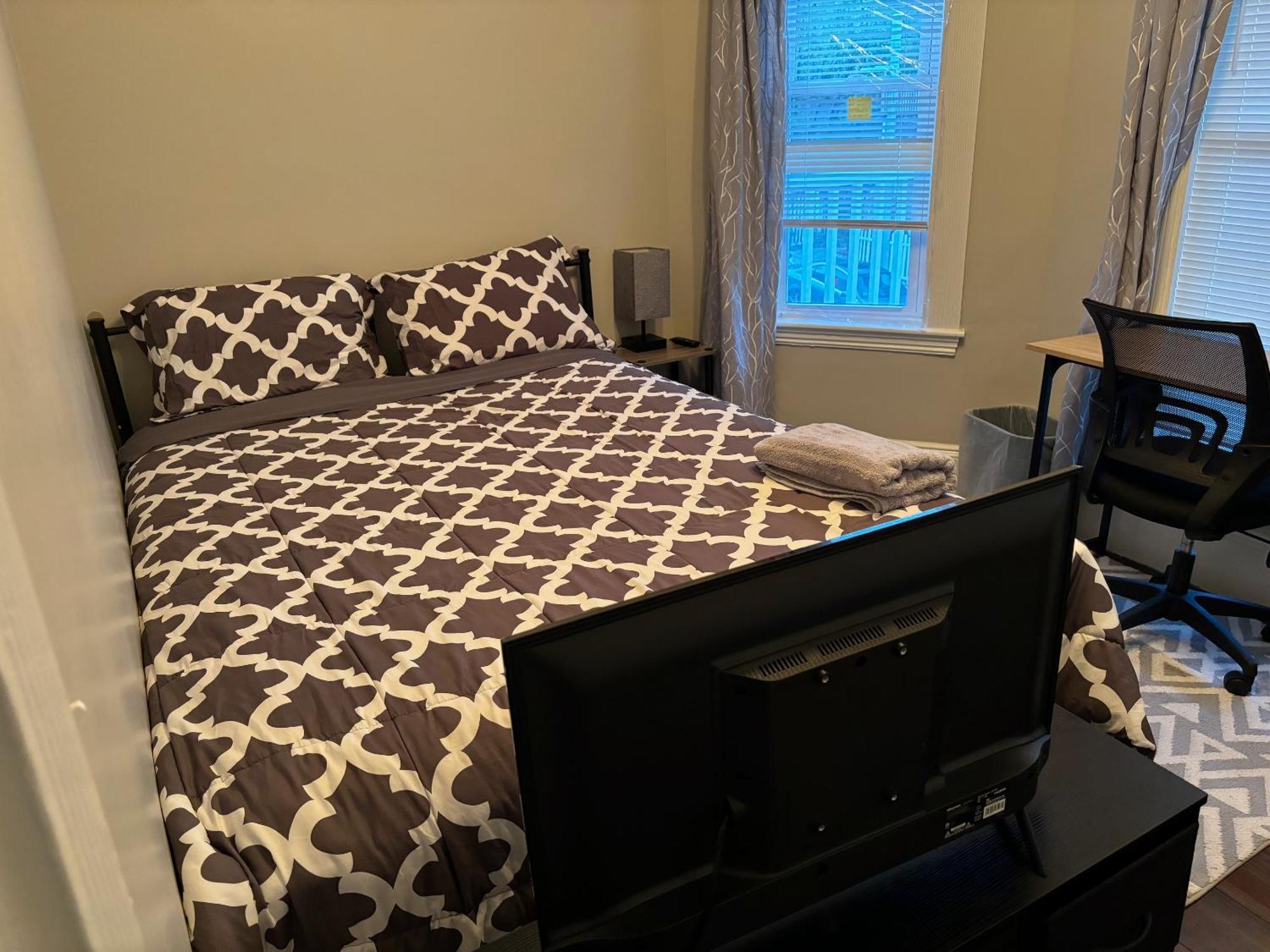 In - 3 Locations In Dorchester Homestay Boston