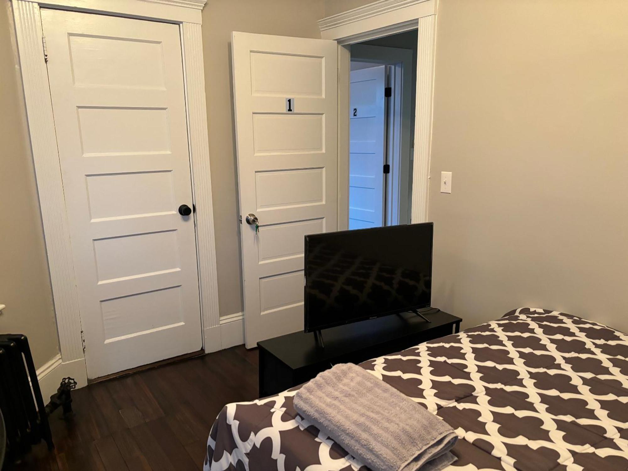 In - 3 Locations In Dorchester Homestay Boston
