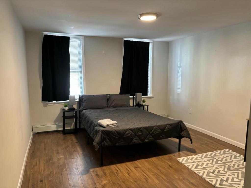 In - 3 Locations In Dorchester Homestay Boston