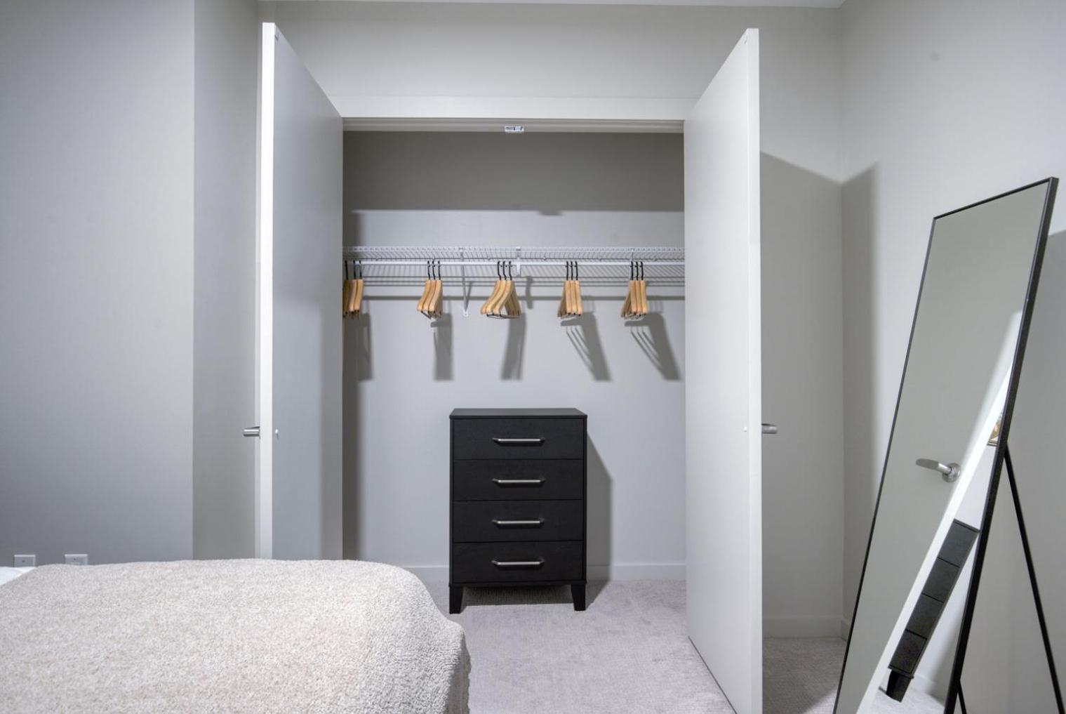 Apartment Brighton Jr 1br W Gym Wd On The River Bos-996 *