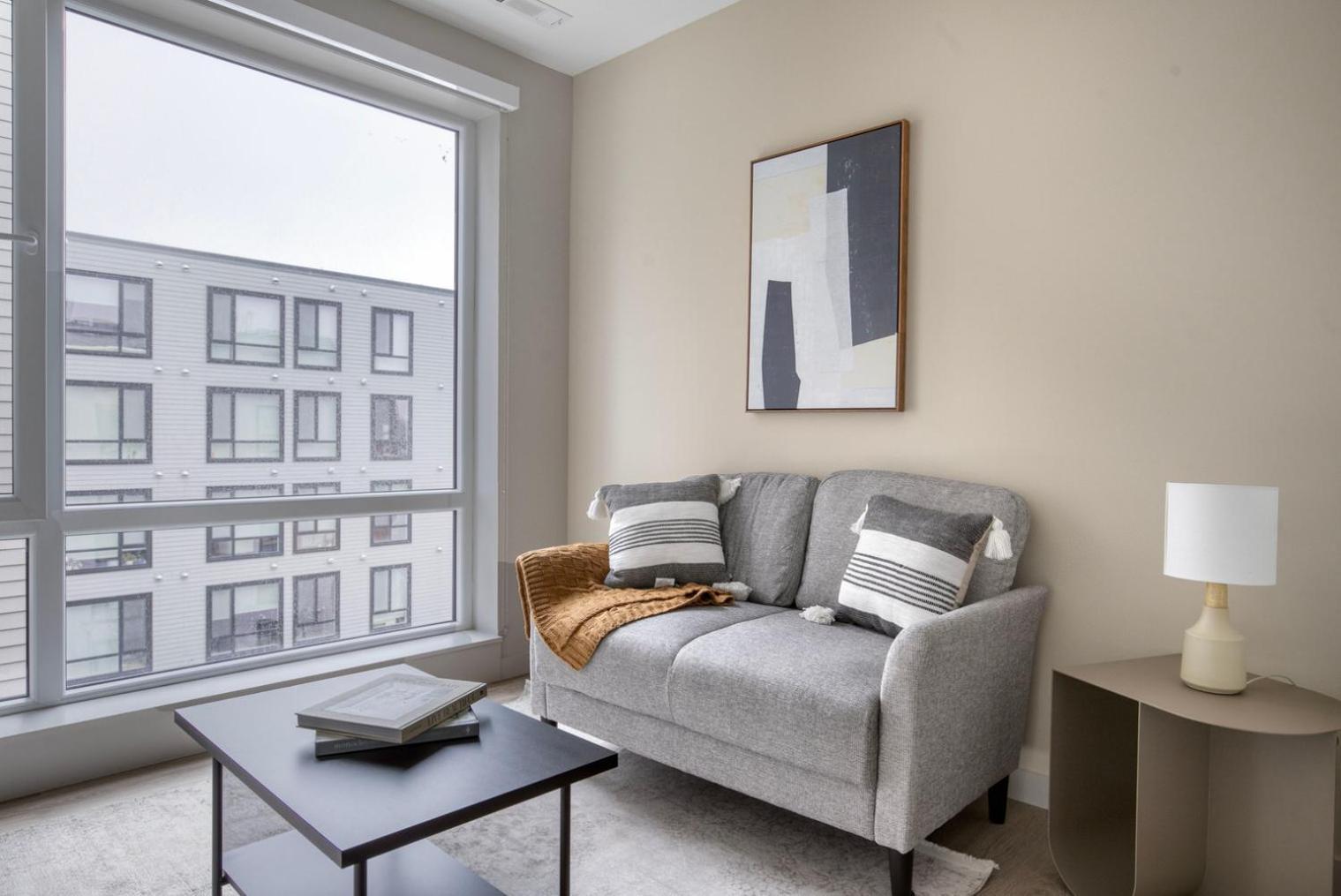 Brighton Jr 1br W Gym Wd On The River Bos-996 Apartment *