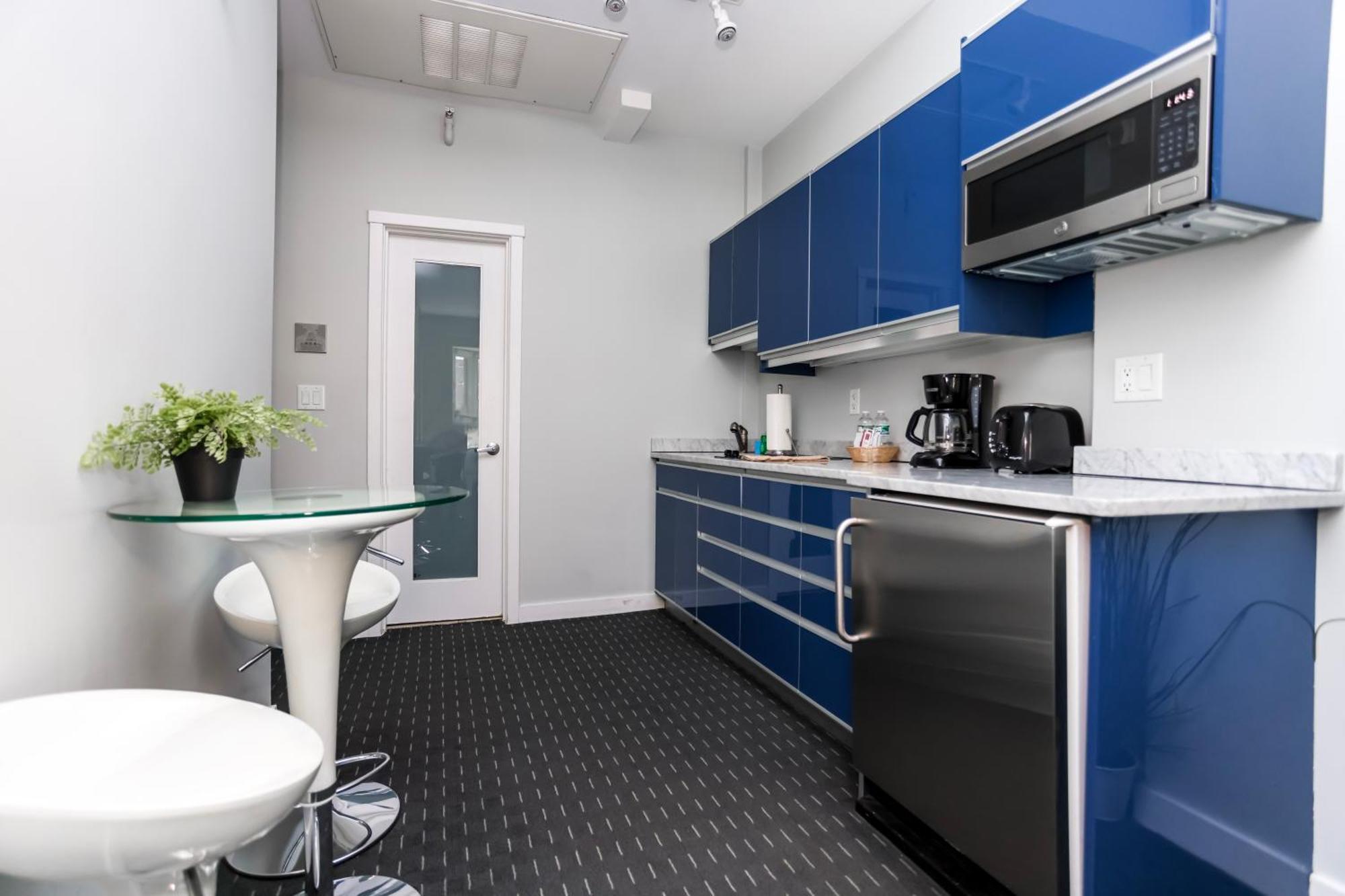 Stylish On Newbury St #3 Apartment Boston