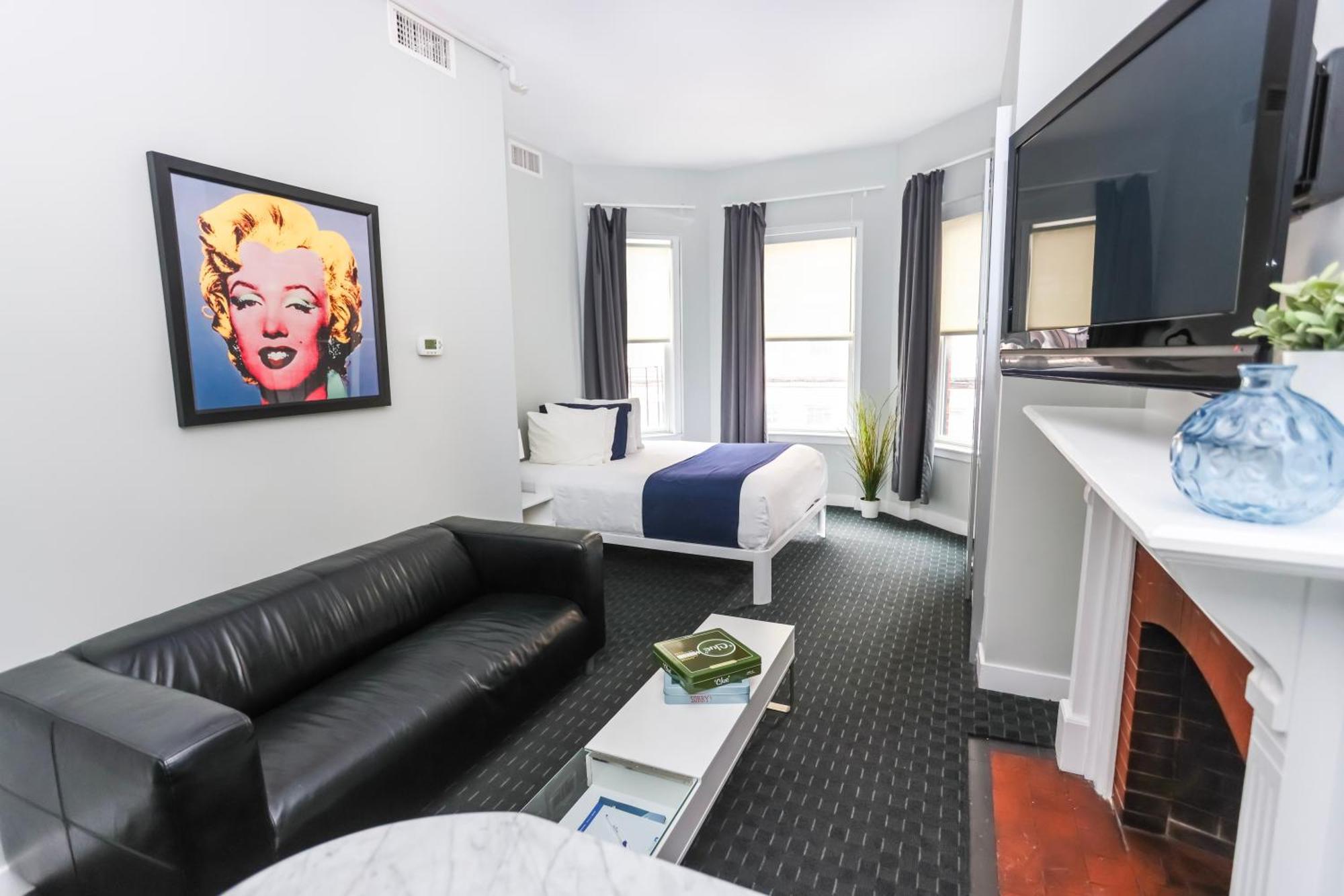Stylish Newbury Street Studio, #2