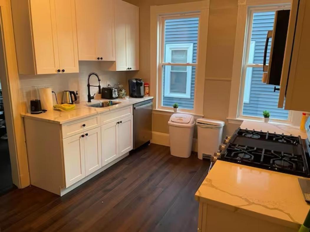 Homestay In - 3 Locations In Dorchester Boston