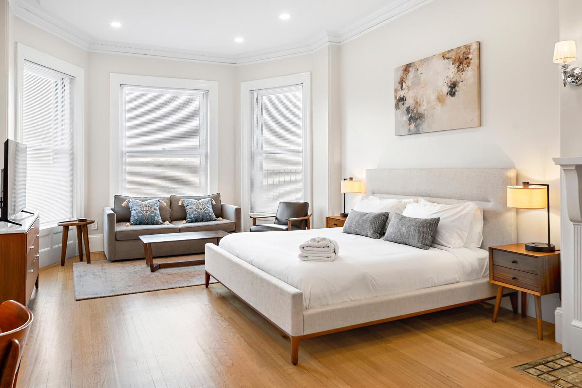 Hotel Charlesgate 4*