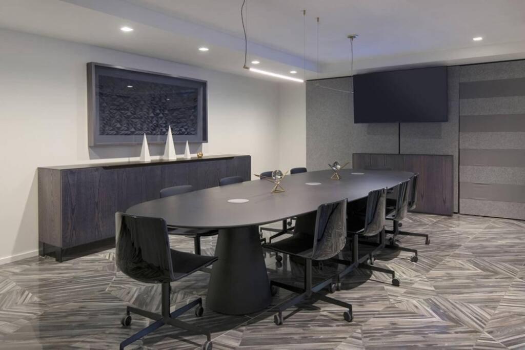 Executive Suites By Orchard Group Apartment Boston
