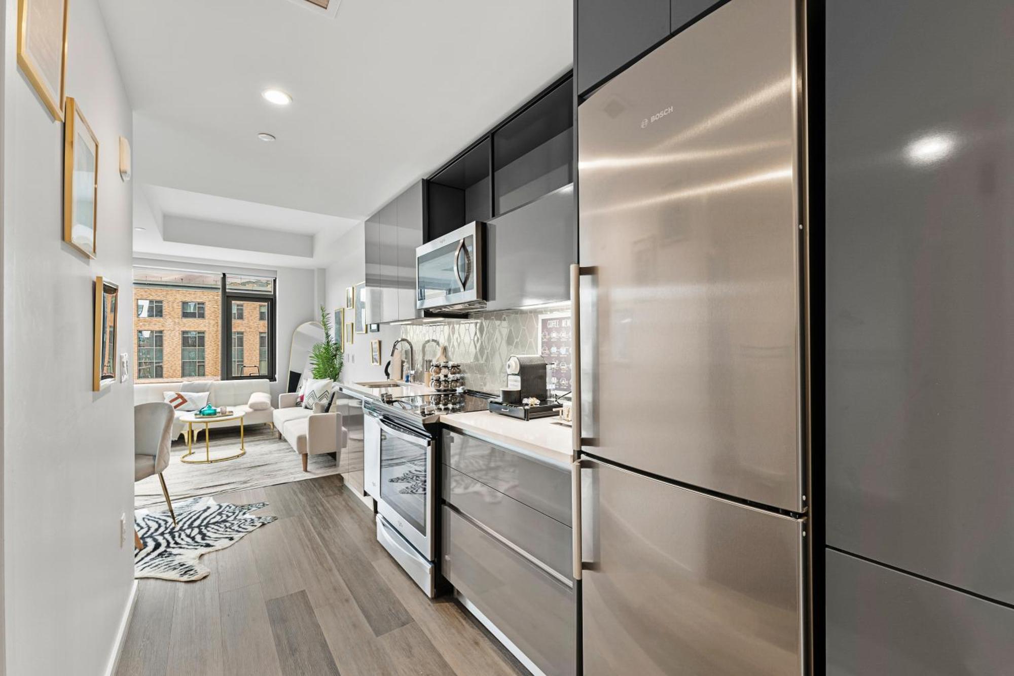 Executive Suites By Orchard Group Apartment