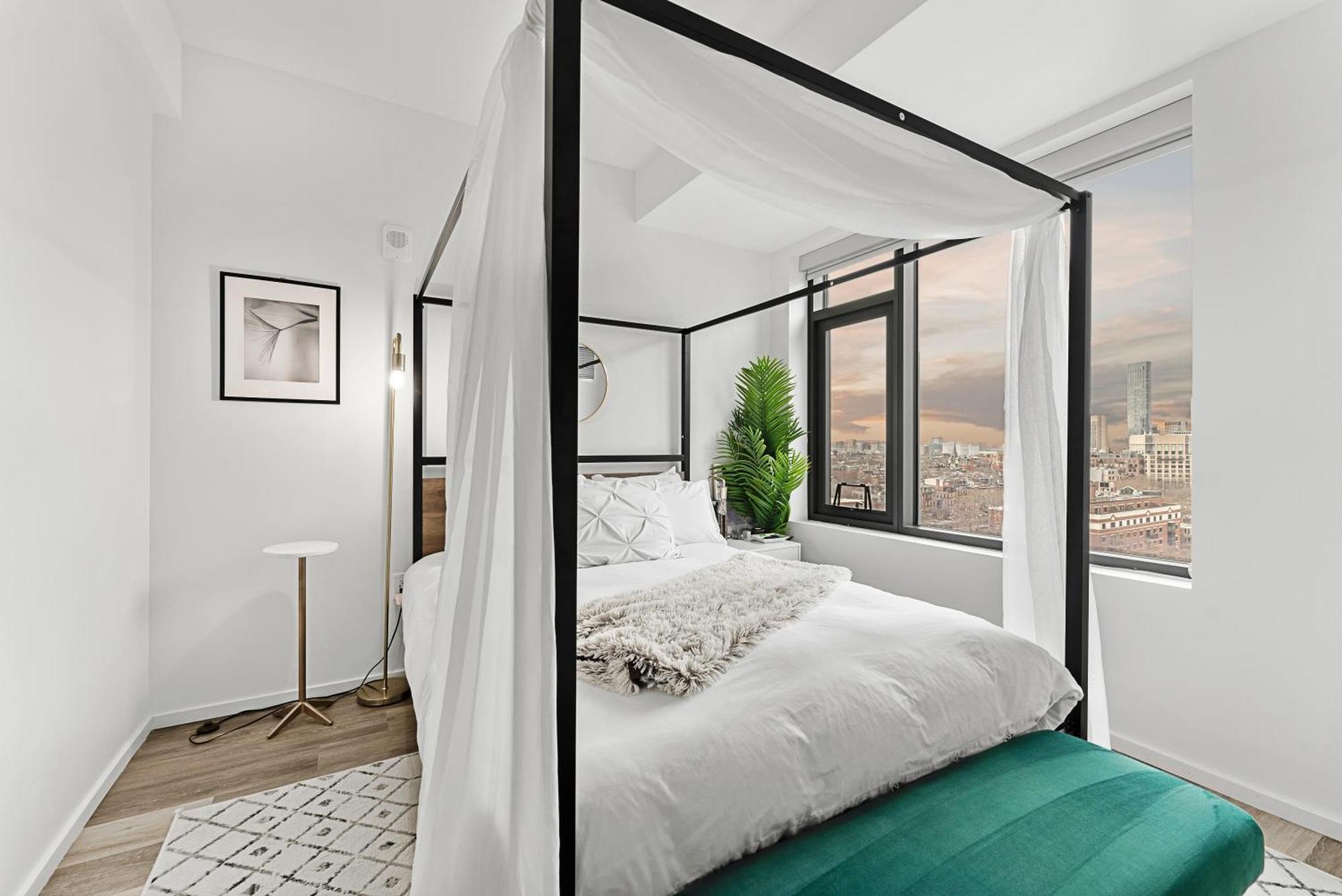 Executive Suites By Orchard Group Apartment *