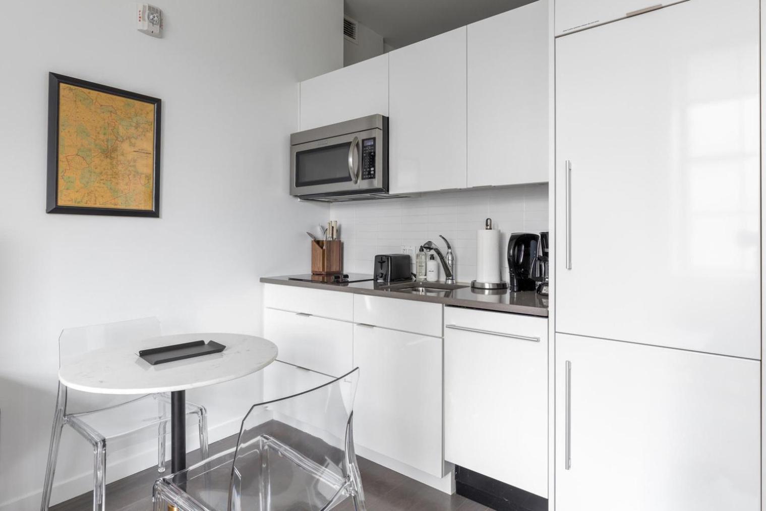 Apartment Downtown W Gym Laundry Nr Shopping Bos-987 *