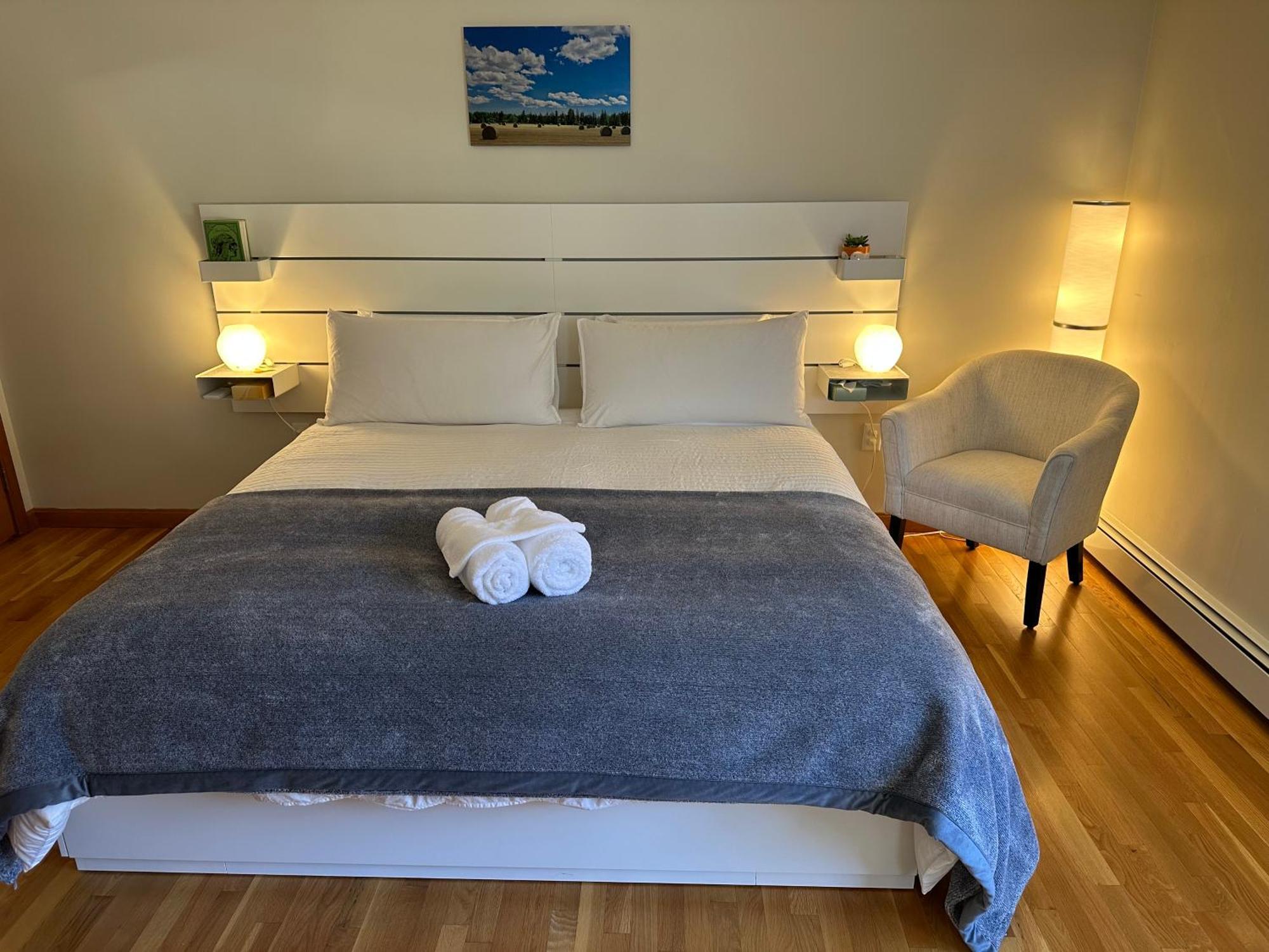 Holiday home Single Family House - Super Quiet And Private Boston