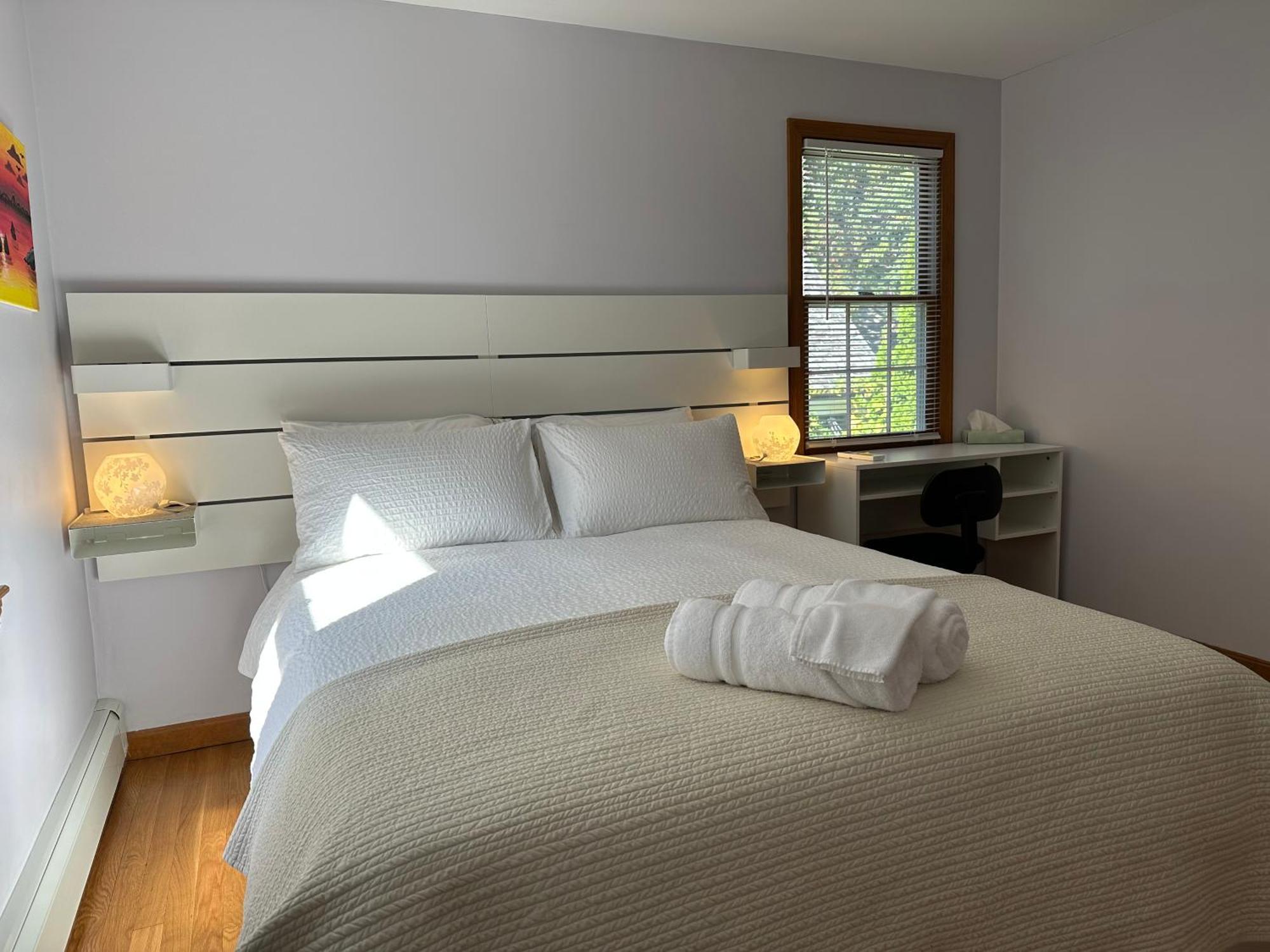 Single Family House - Super Quiet And Private Boston