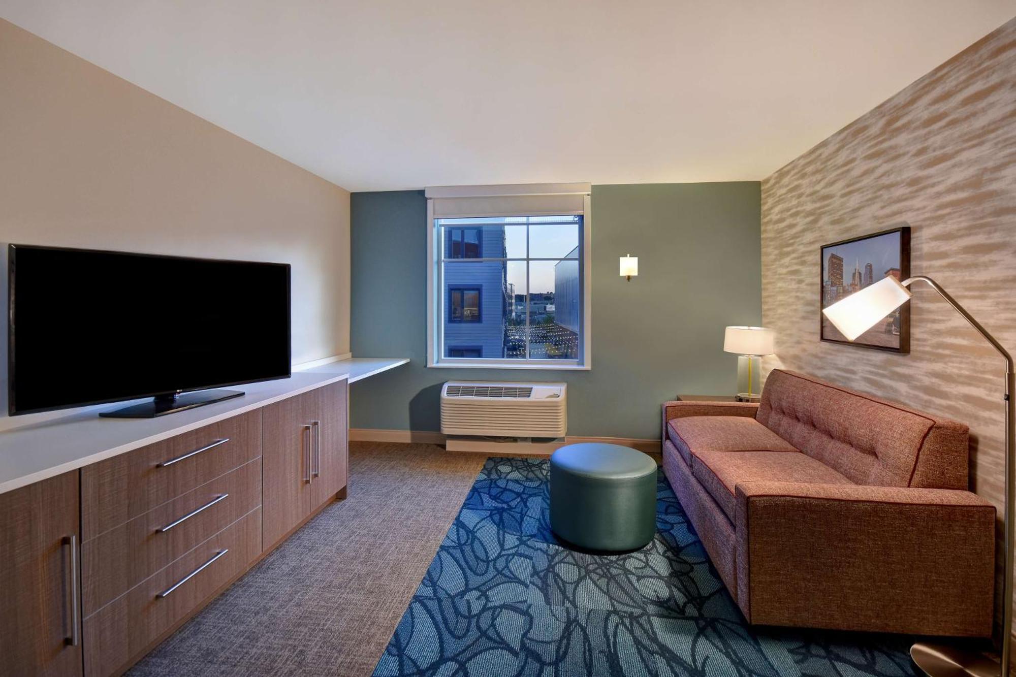 Hotel Home2 By Hilton South Bay
