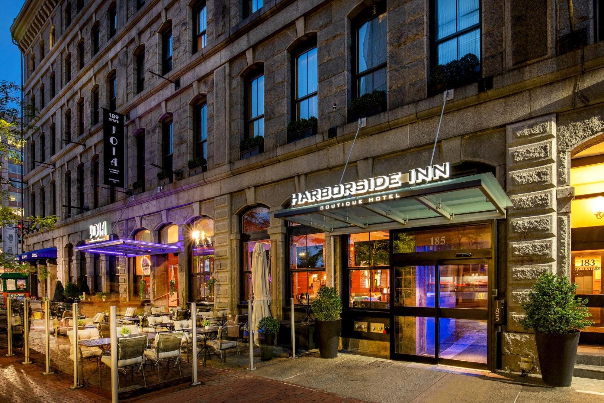 Harborside Hotel