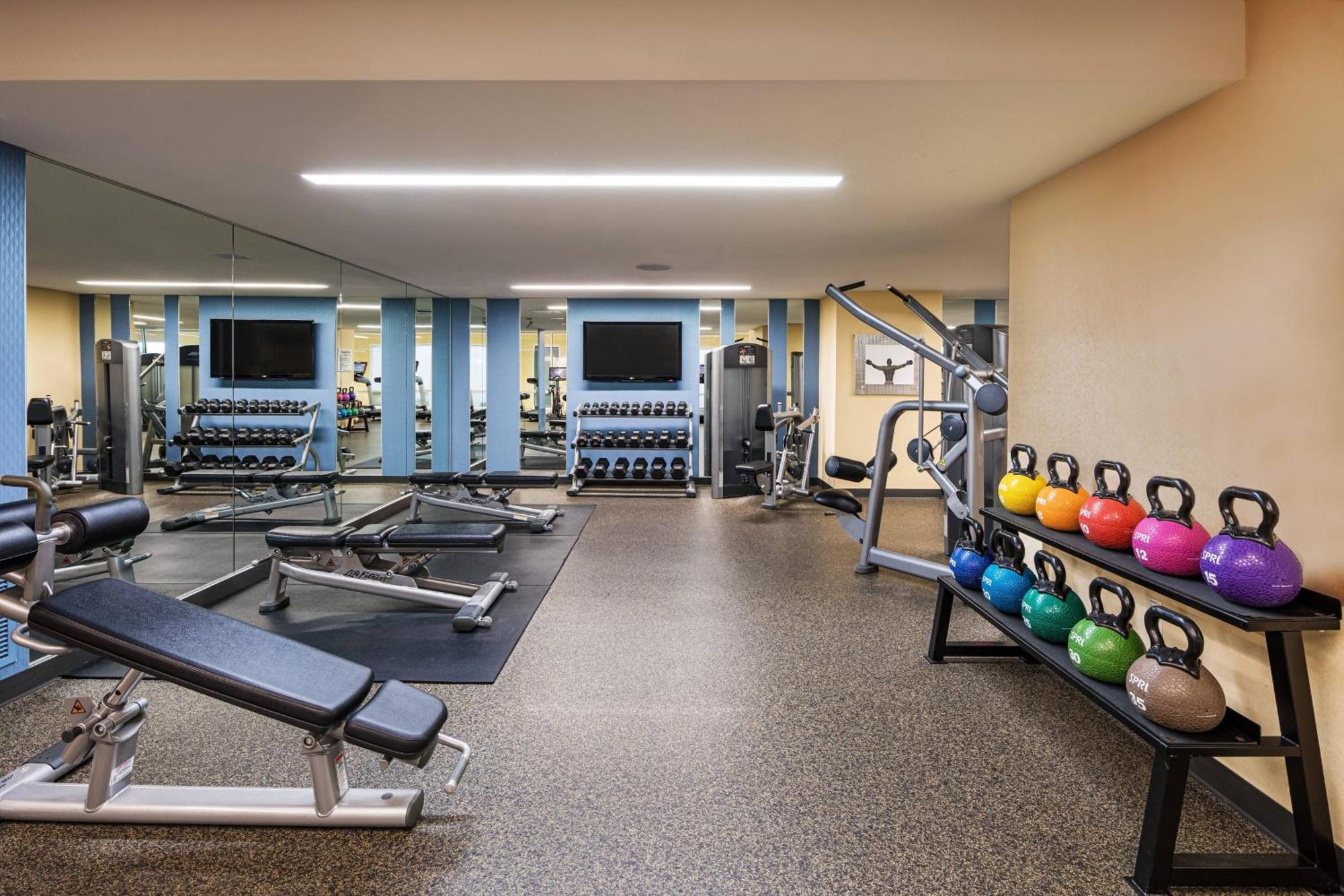 Marriott Long Wharf Hotel 4*