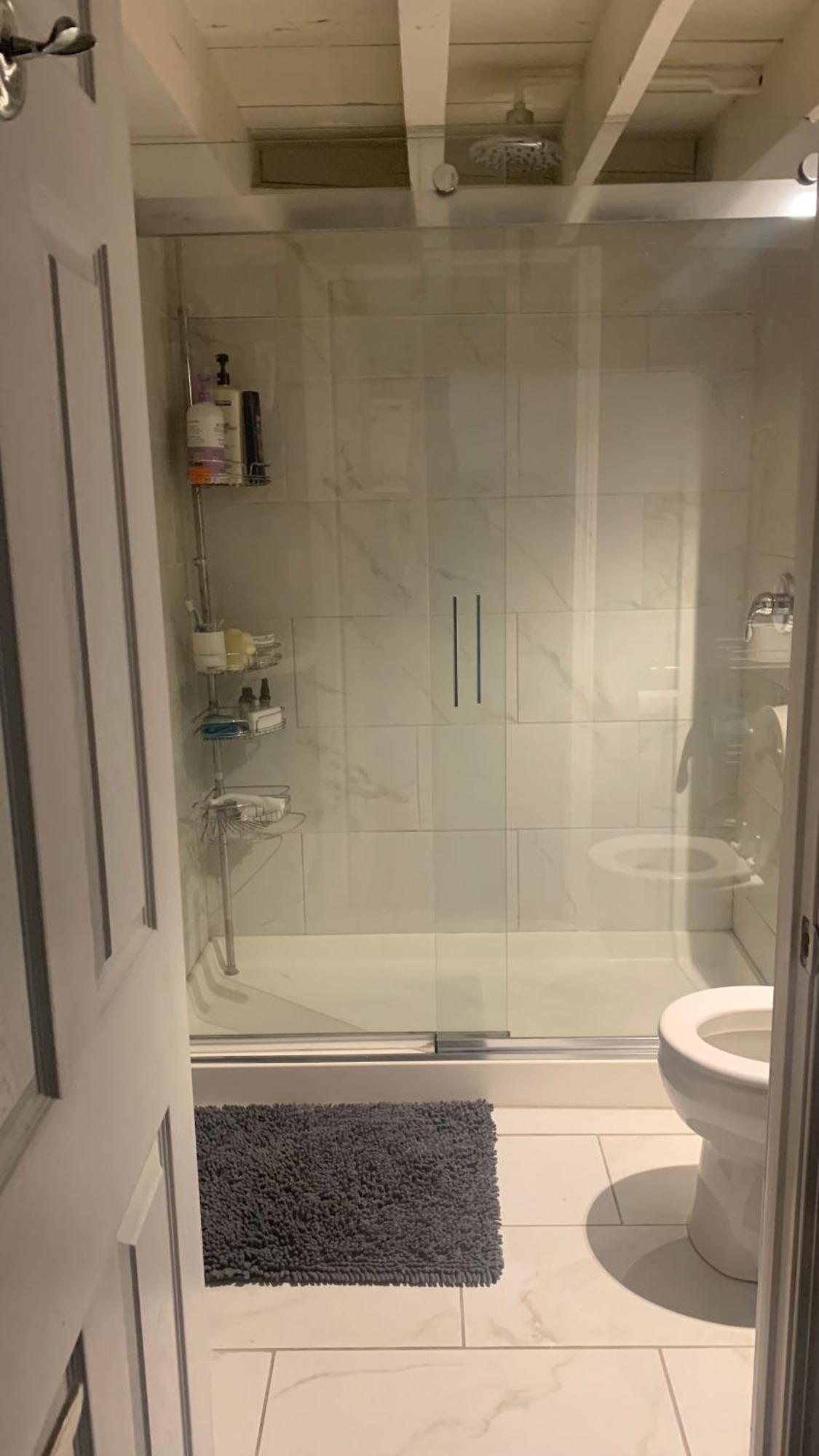 Private Rooms, Shared Bath In A Private Minutes From Logan Airport *