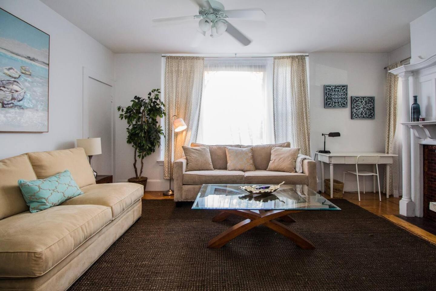 Condominium, First Floor Easy Access To Mb Holiday home *