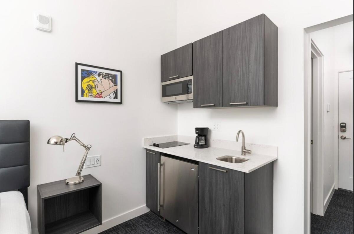 Stylish Studio In Historic Boston