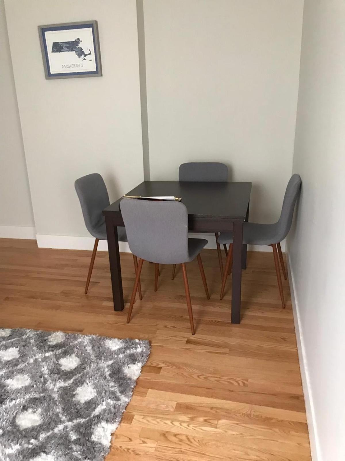Apartment Renovated, 10 Min From The Boston