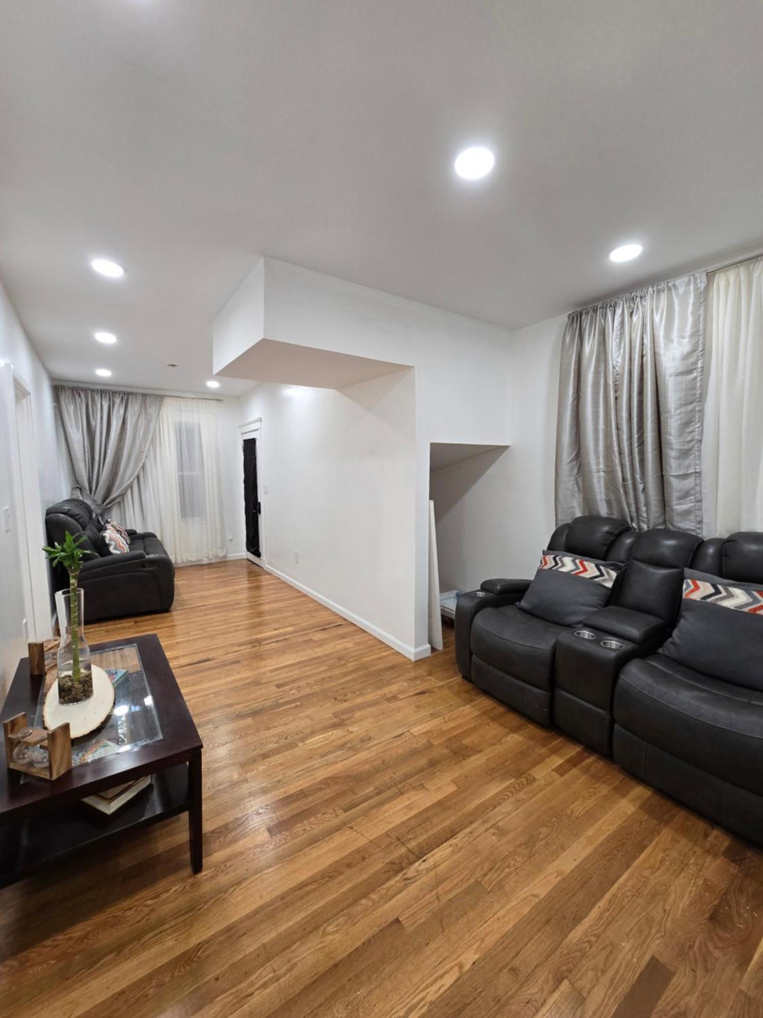 Homestay Beautiful Bedroom - New Renovation Boston