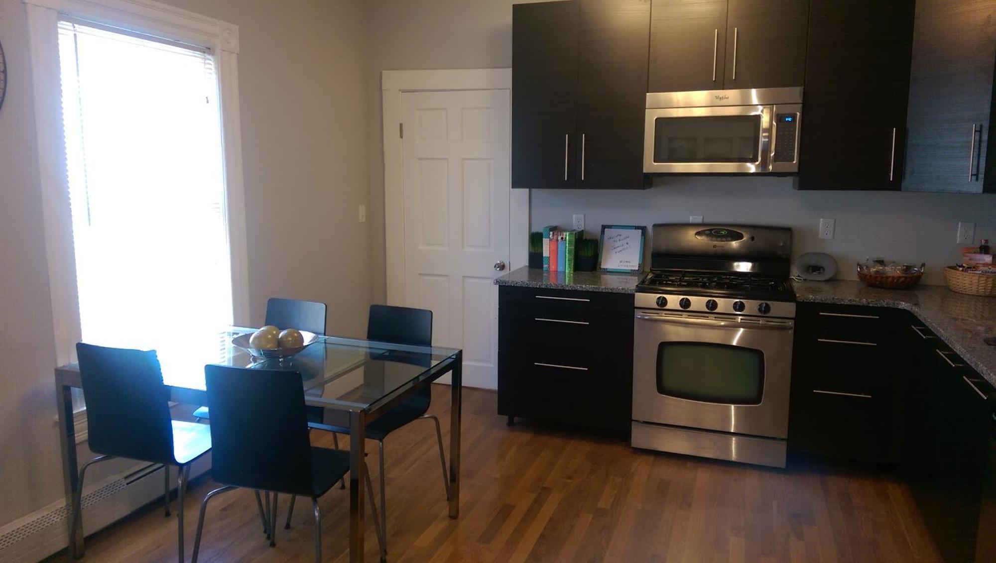 Apartment Renovated, 10 Min From The