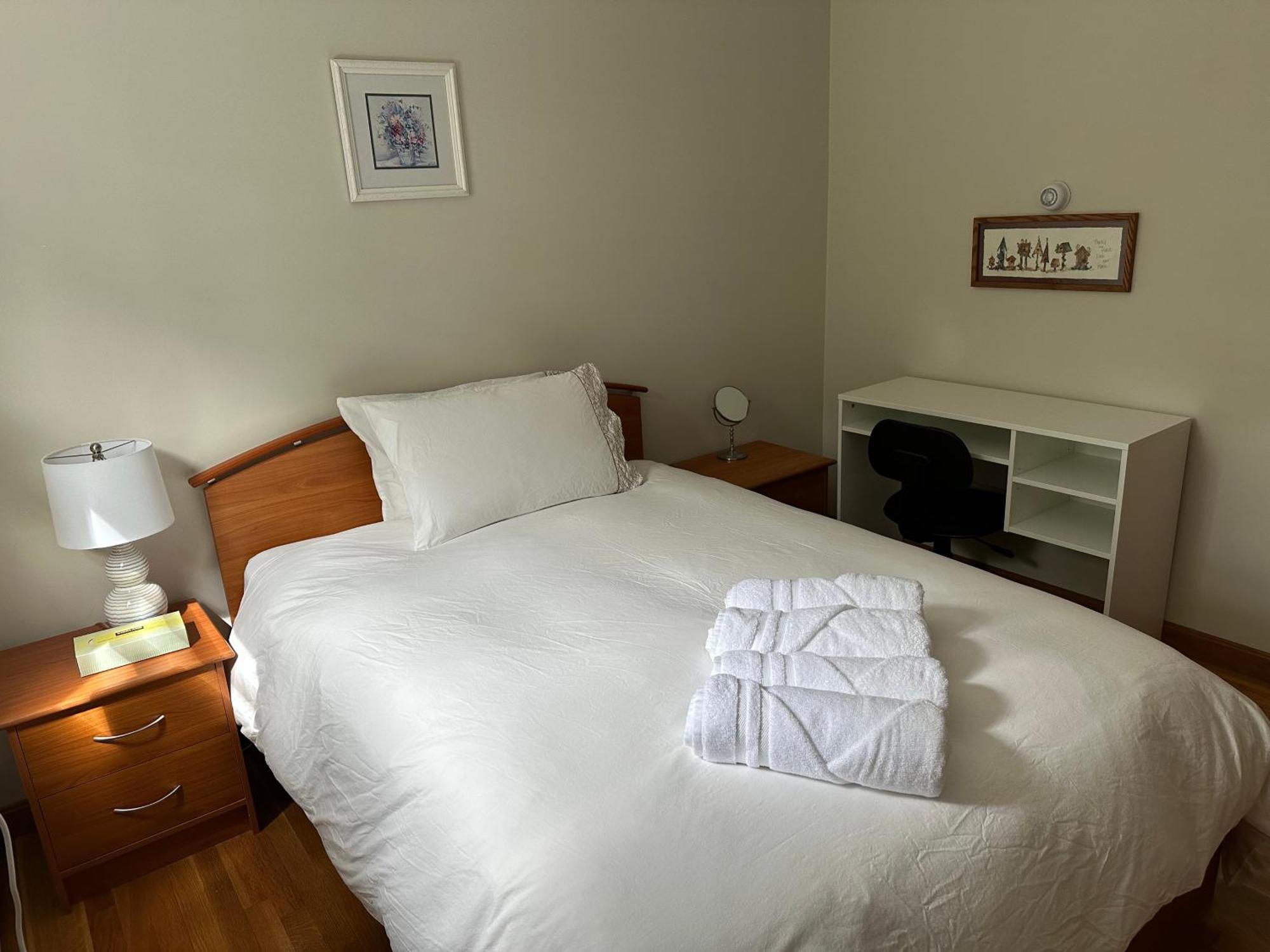Single Family House - Super Quiet And Private Holiday home Boston