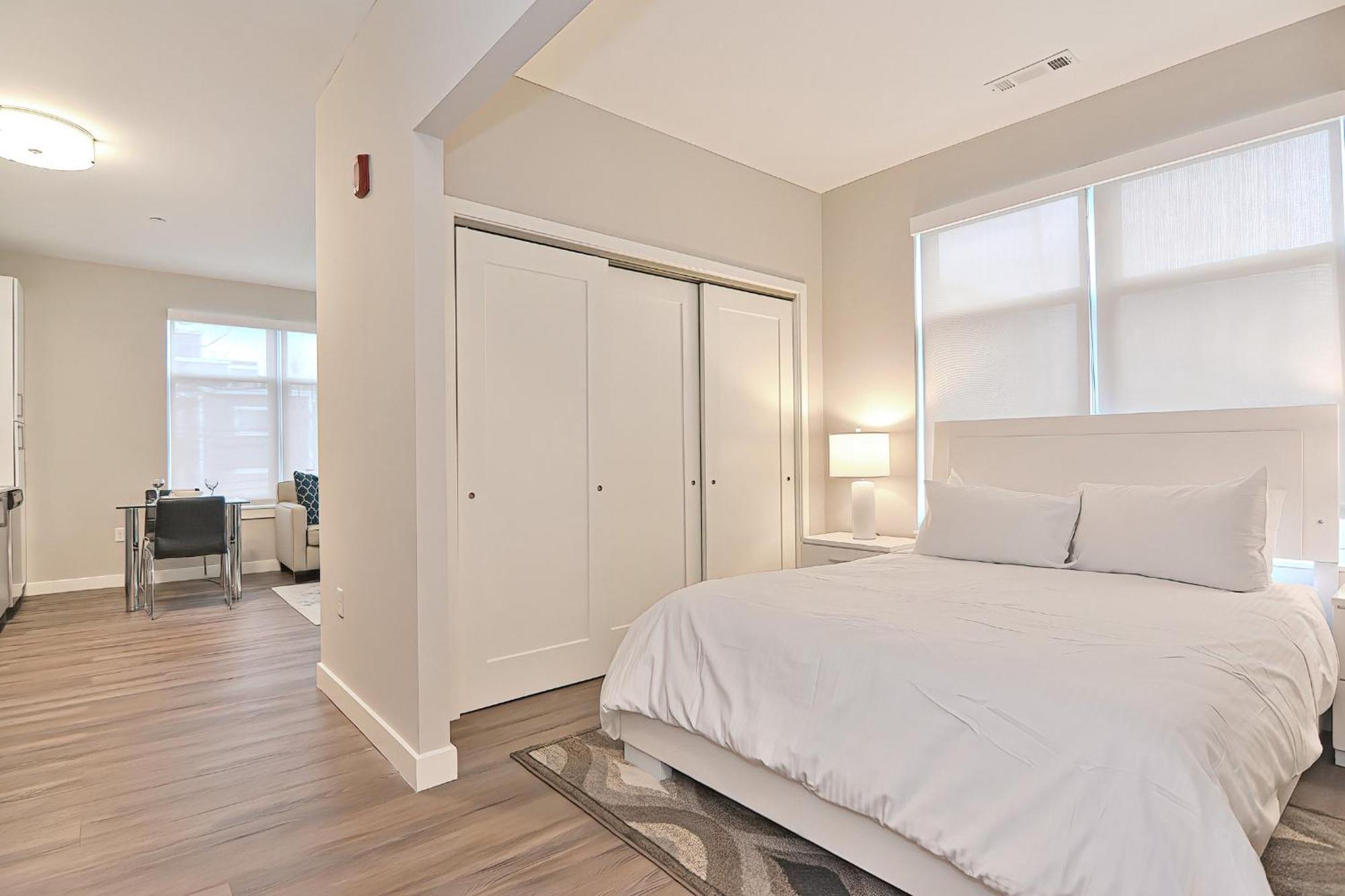 Global Luxury East * Boston