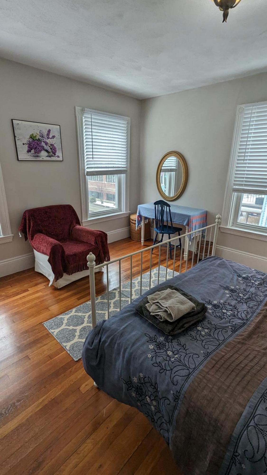 Homestay Private In A Grand House Boston