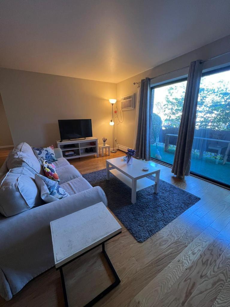 Private In A Grand House Homestay