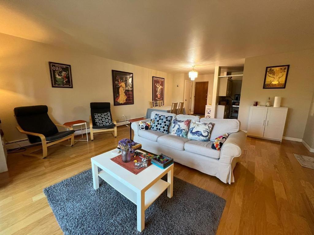 Homestay Private In A Grand House