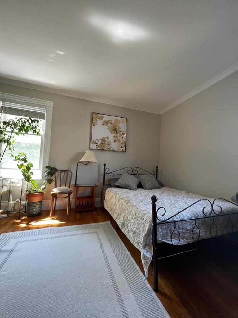 Private In A Grand House Homestay *