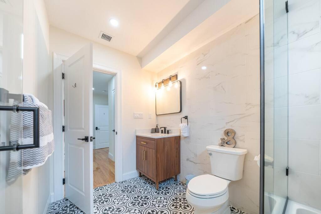 80-2 4br - Bright Family Near Asian Supermarket Boston