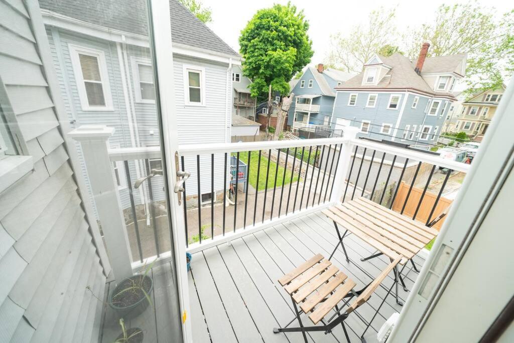 80-2 4br - Bright Family Near Asian Supermarket Boston