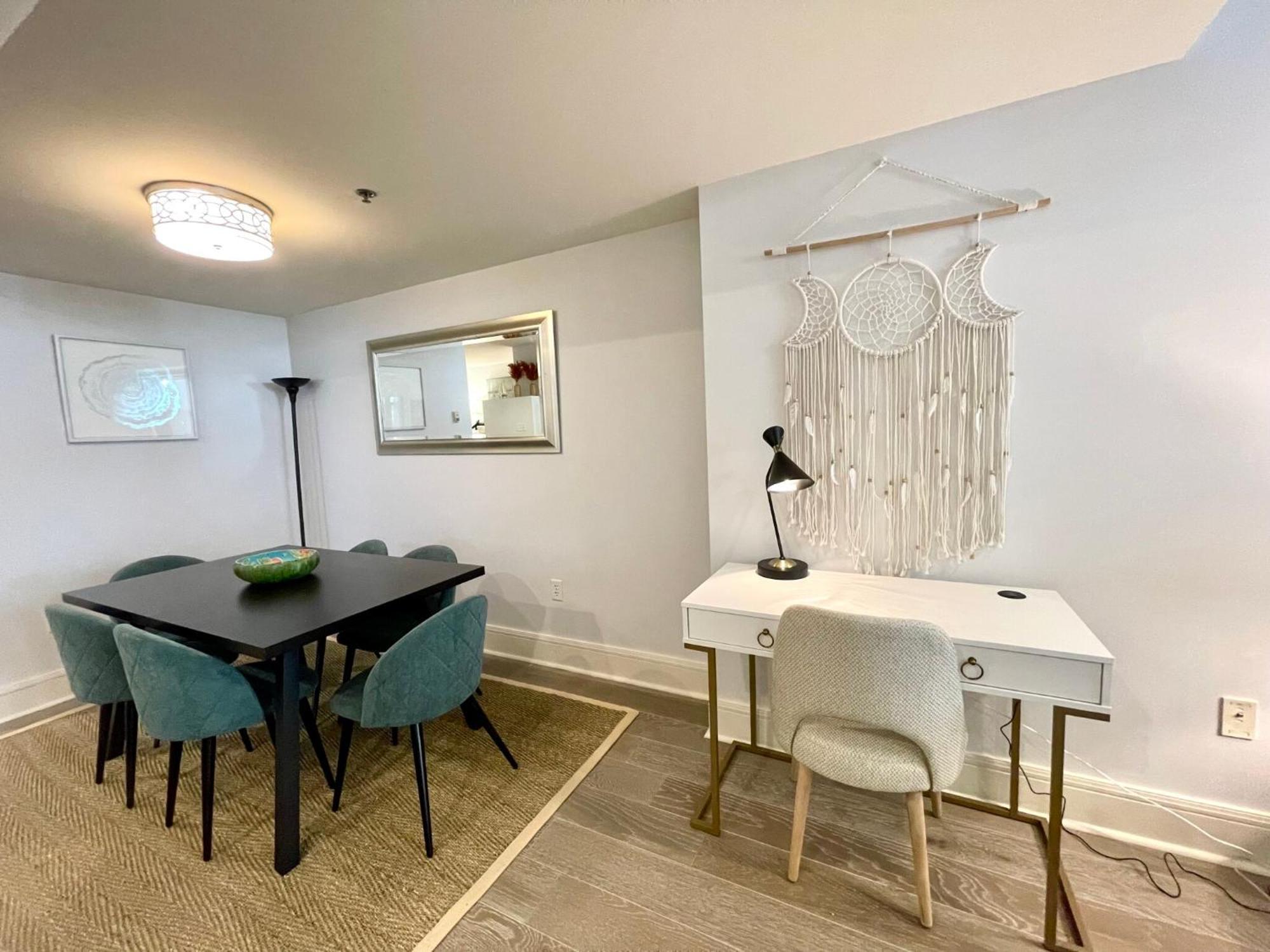 Apartment Luxury 1bed Loft, 2 Baths, Air, South End Boston