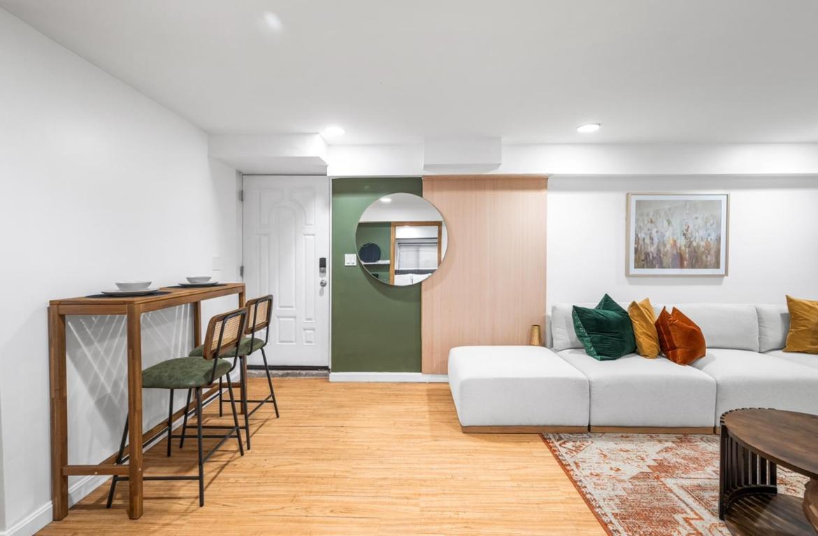 Apartment Modern 2 Bed Apt Mins To Fenway 5 Min To Train *