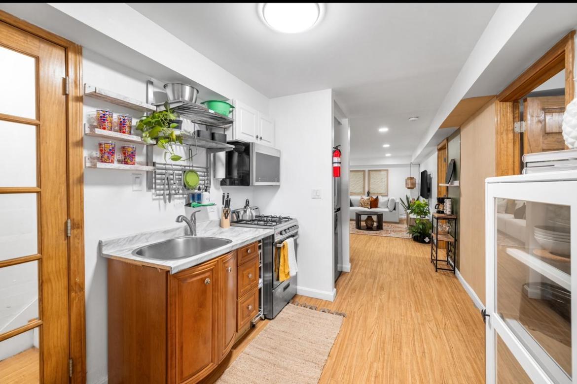 Apartment Modern 2 Bed Apt Mins To Fenway 5 Min To Train Boston