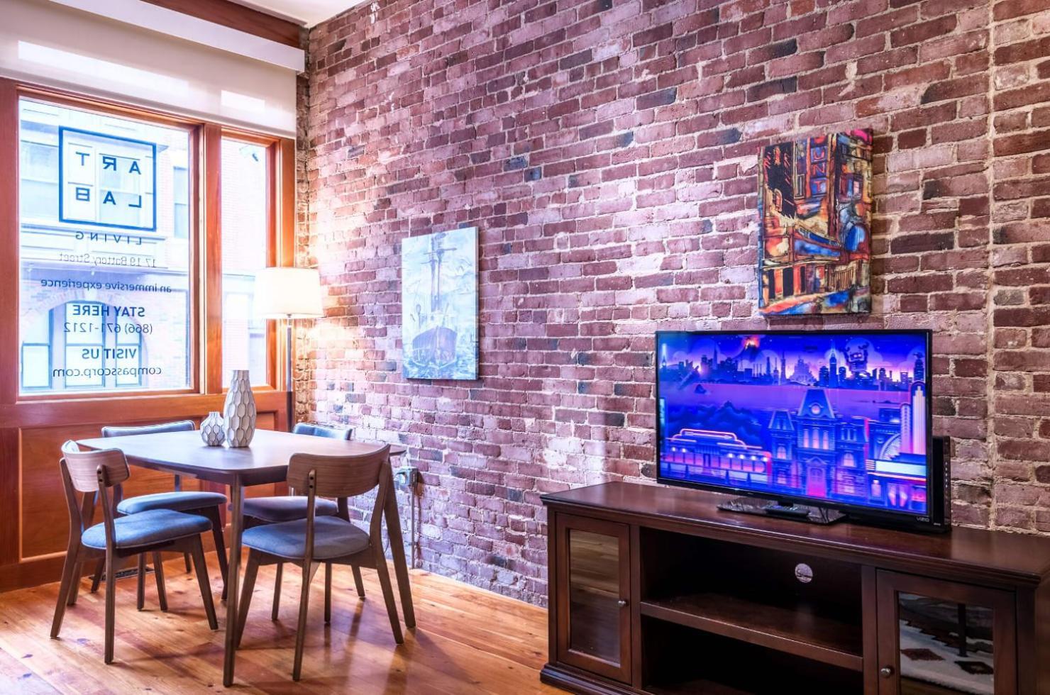 Apartment Historic Brick In North End - Bs-1 *