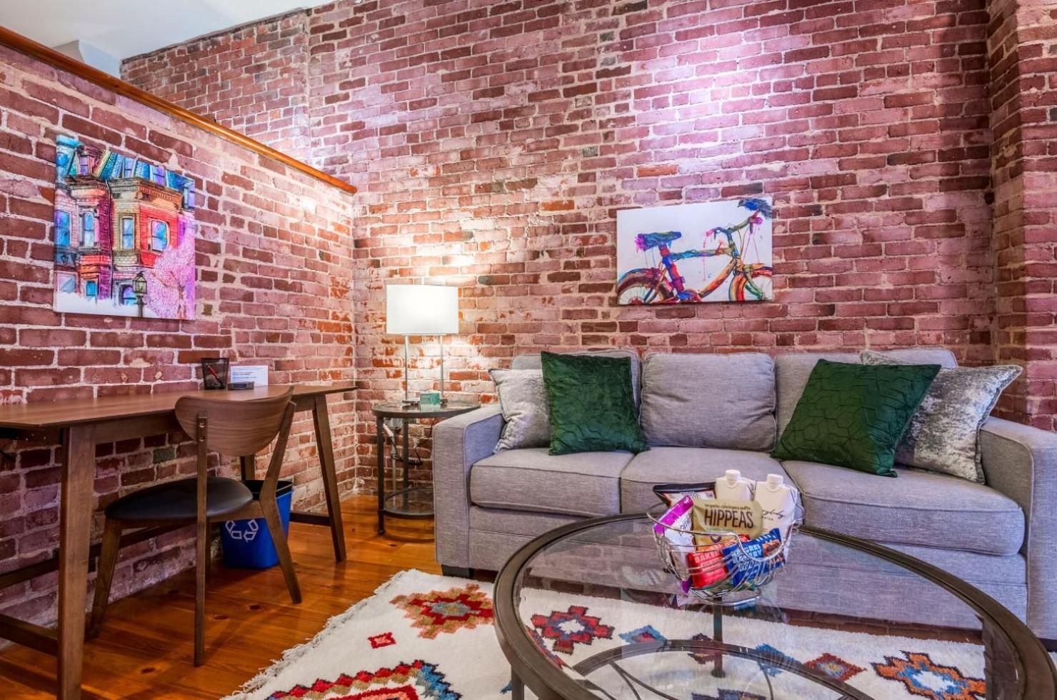 Historic Brick In North End - Bs-1 Apartment Boston