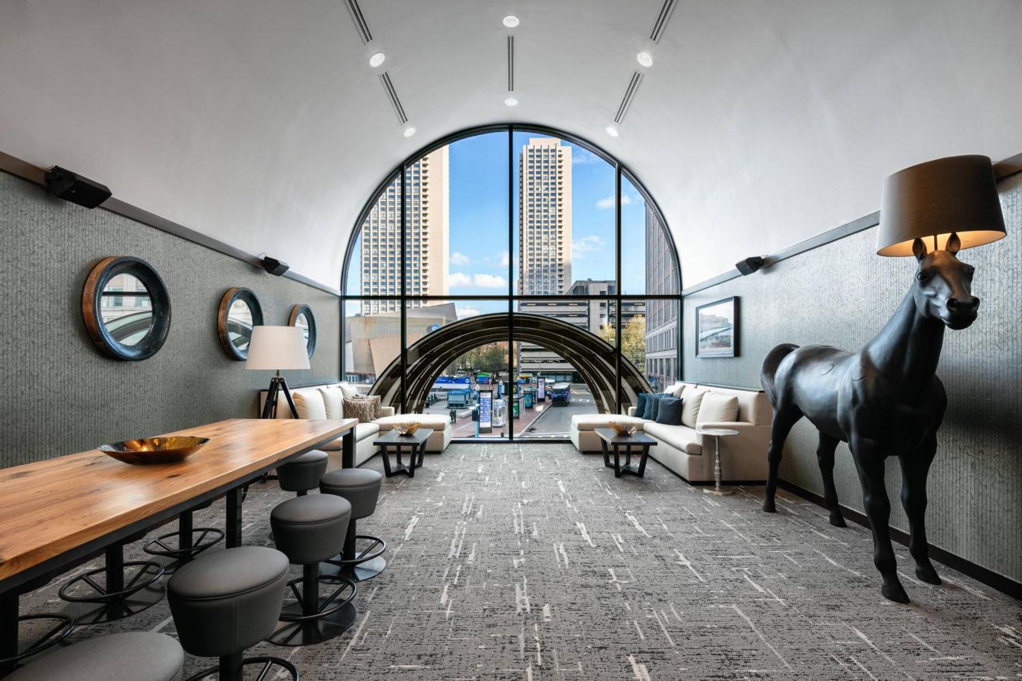 Marriott Long Wharf Hotel