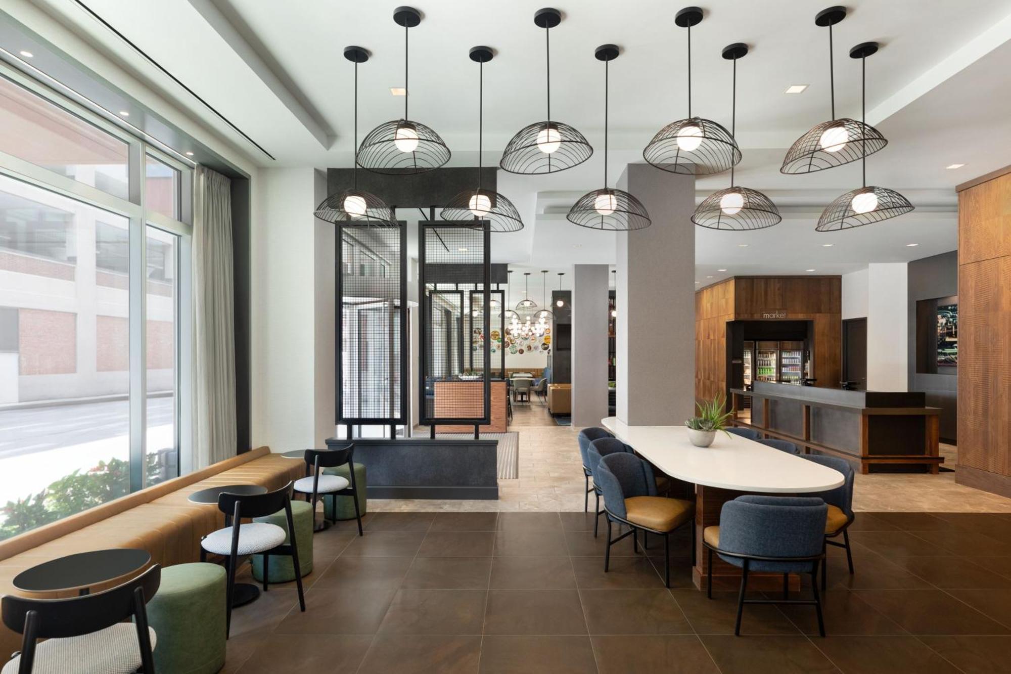 By Marriott Back Bay/fenway Hotel Boston