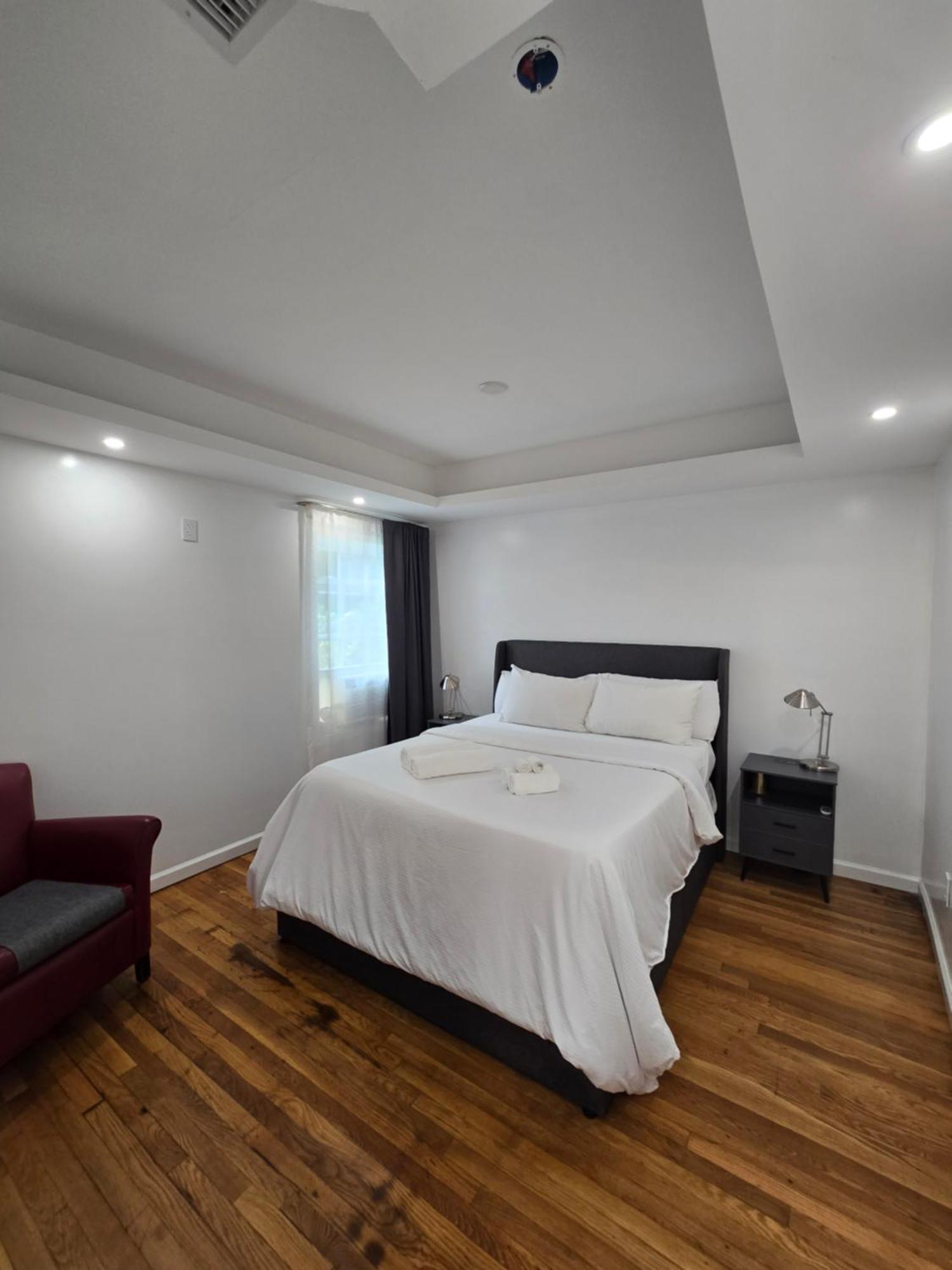 Homestay Beautiful Bedroom - New Renovation *