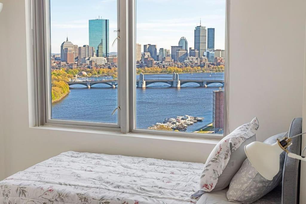 Apartment Tranquil 2 Bedroom 2ba With Stunning Views *