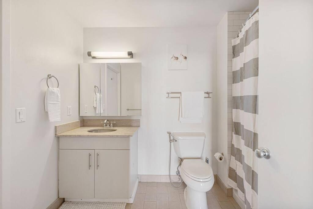 Apartment Tranquil 2 Bedroom 2ba With Stunning Views *