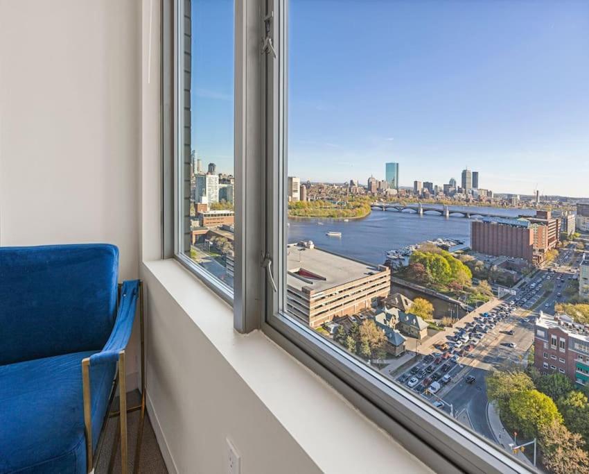 Tranquil 2 Bedroom 2ba With Stunning Views Apartment