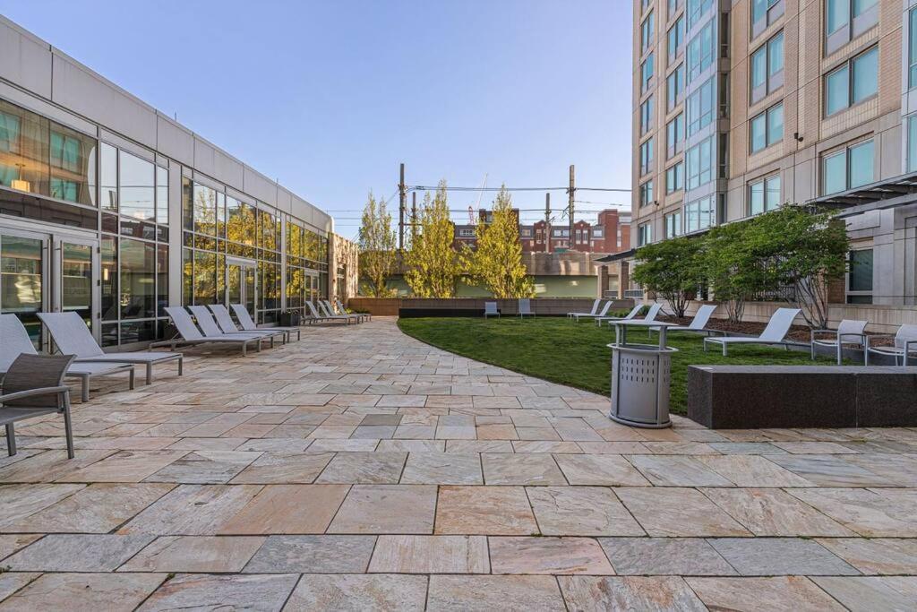 Tranquil 2 Bedroom 2ba With Stunning Views Apartment