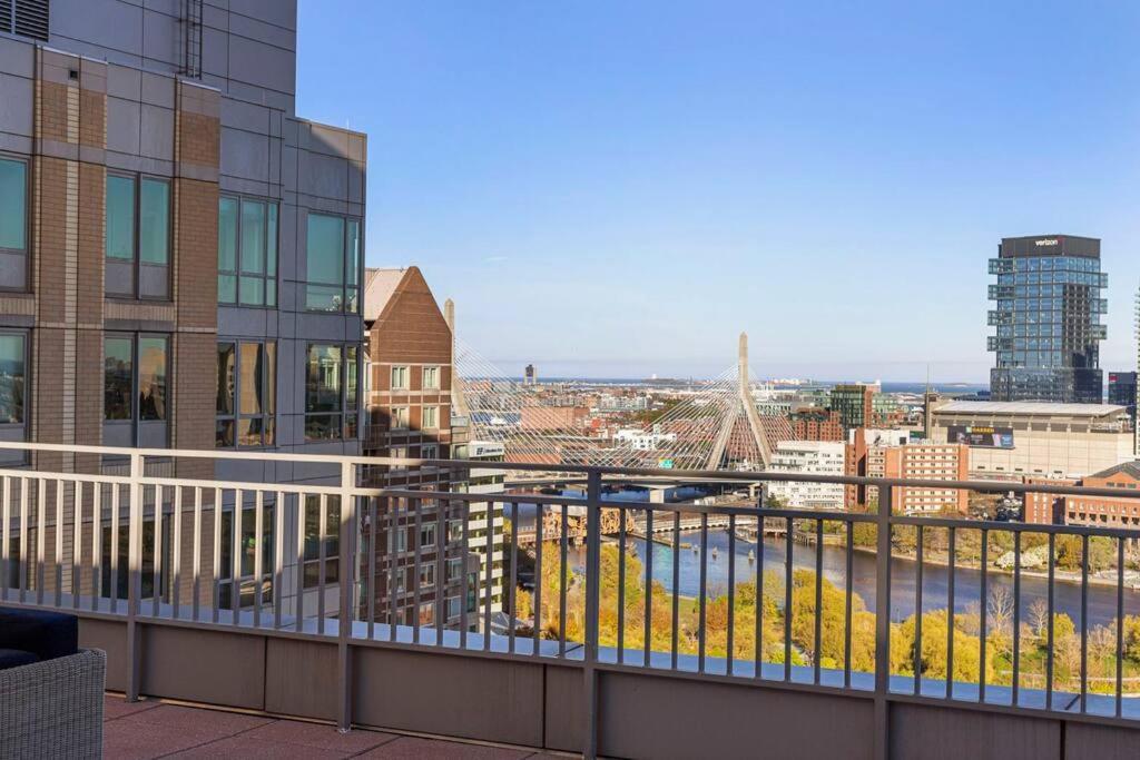 Apartment Tranquil 2 Bedroom 2ba With Stunning Views *