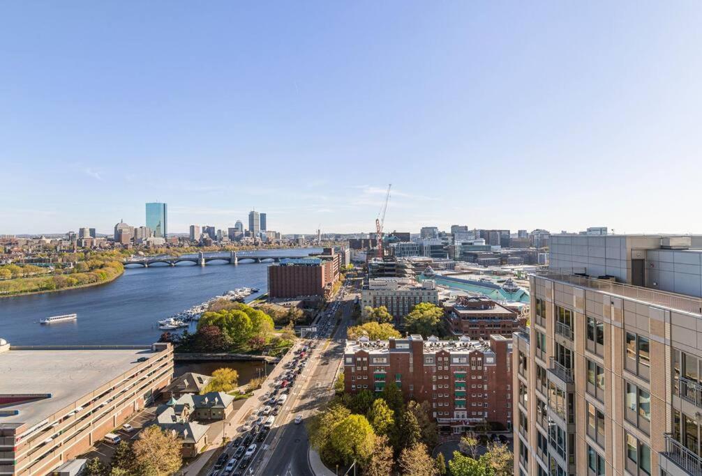 Tranquil 2 Bedroom 2ba With Stunning Views Apartment