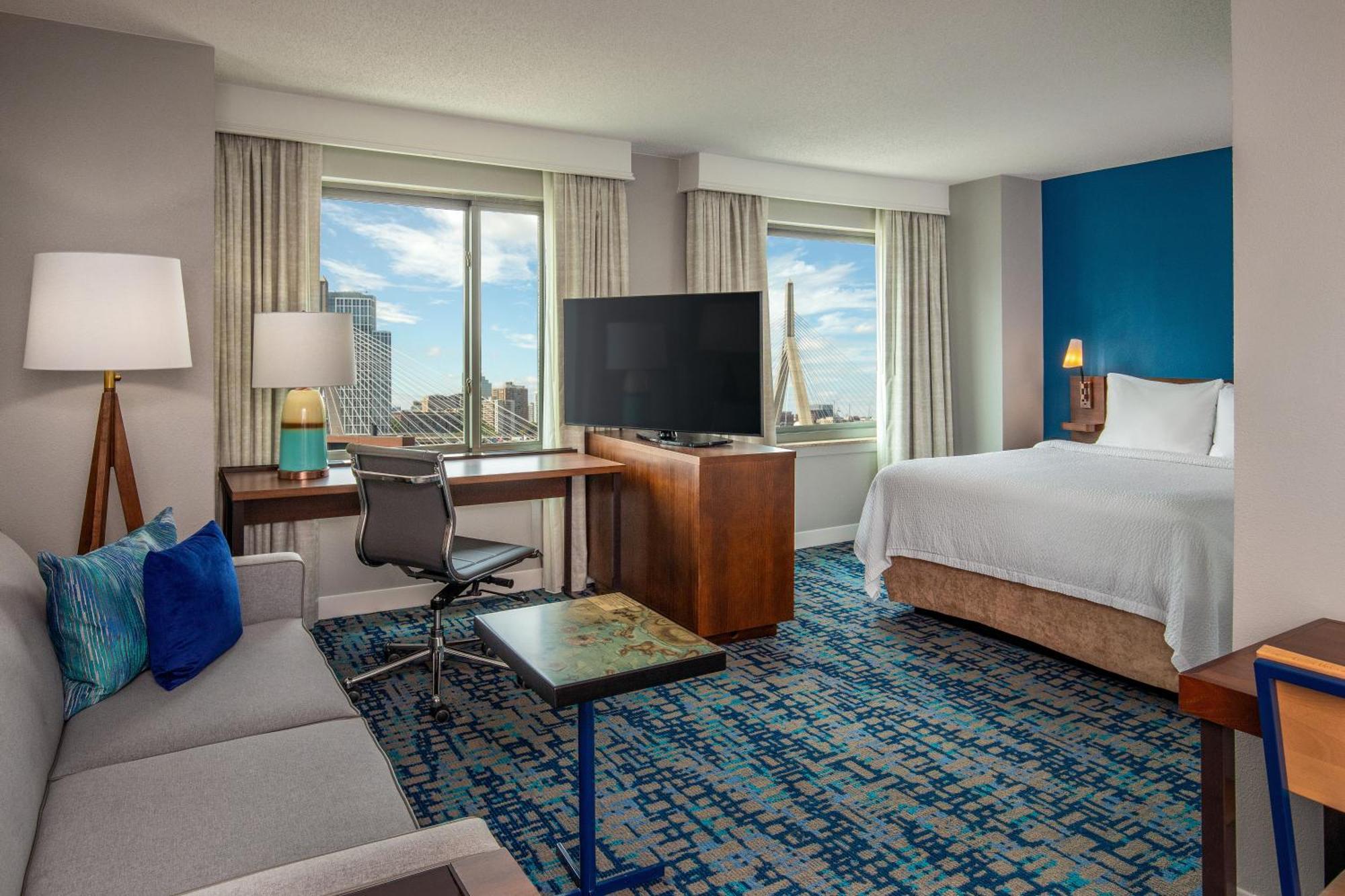 By Marriott Harbor On Tudor Wharf