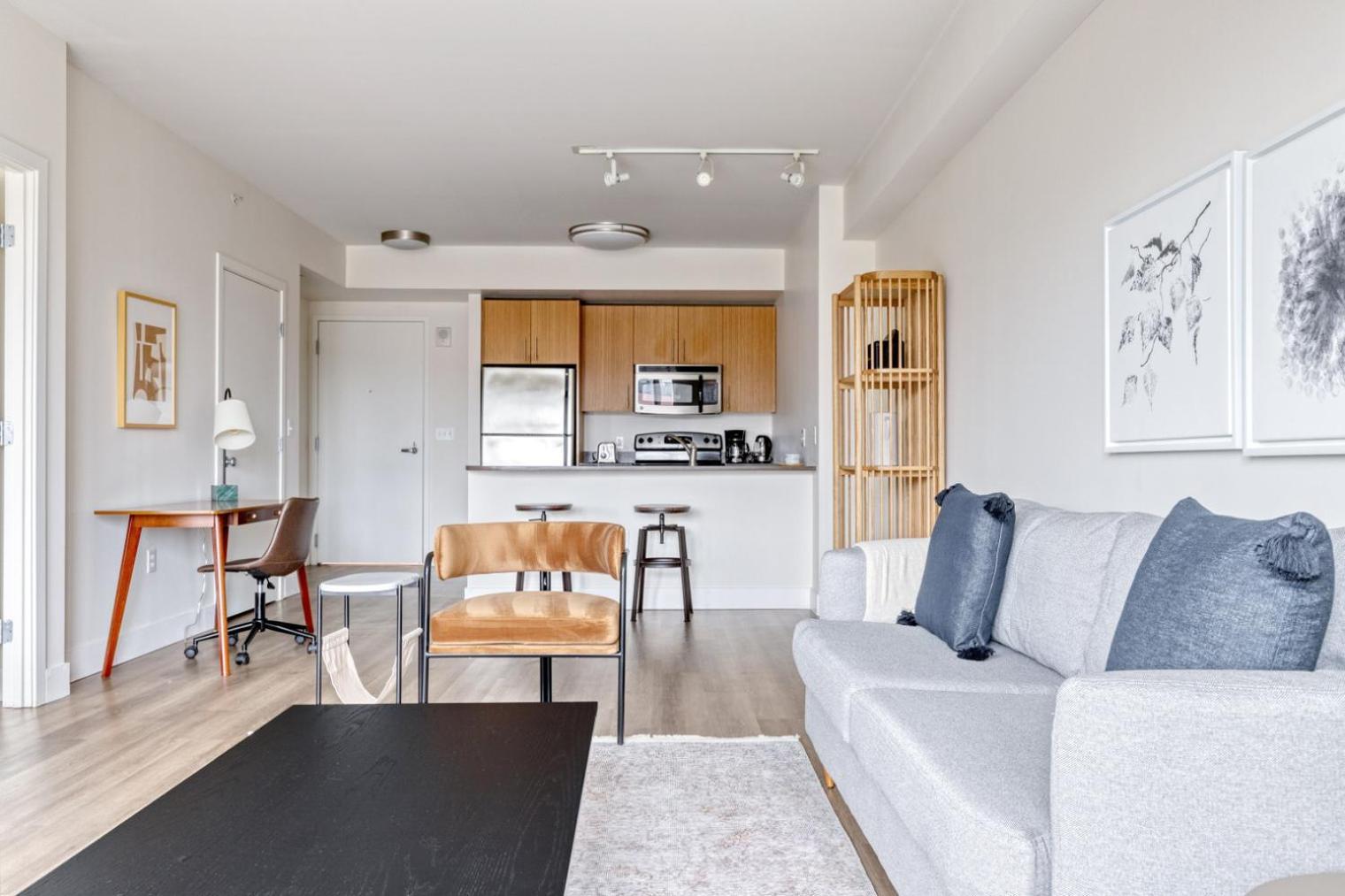 E Cambridge 1br W Gym Wd Nr Kendall Sq Bos-571